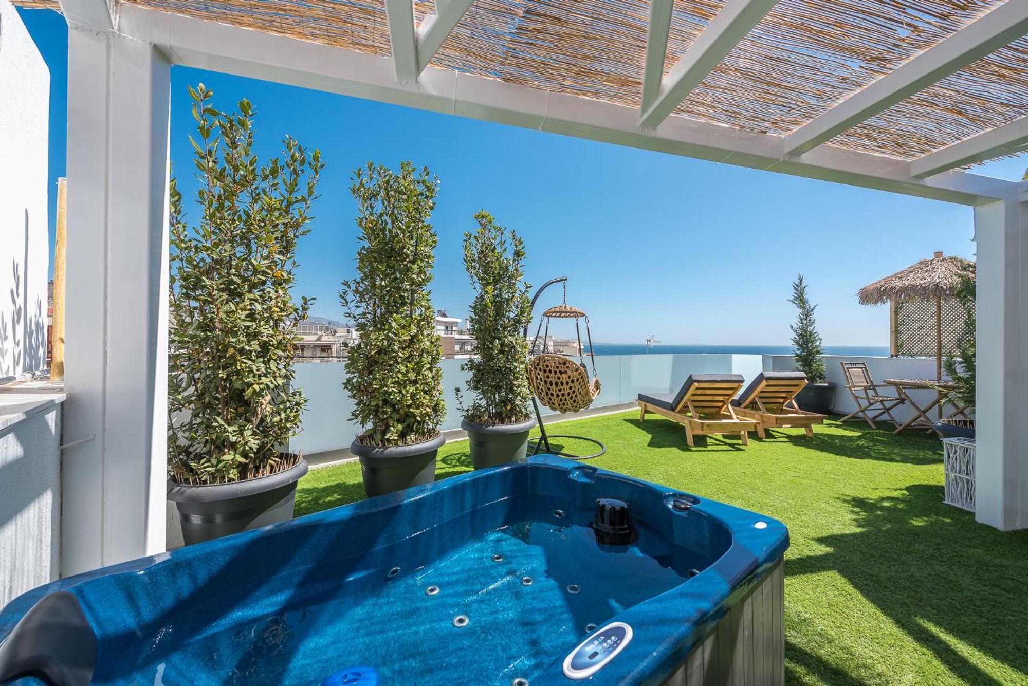 Sea Breeze With Jacuzzi Apartment