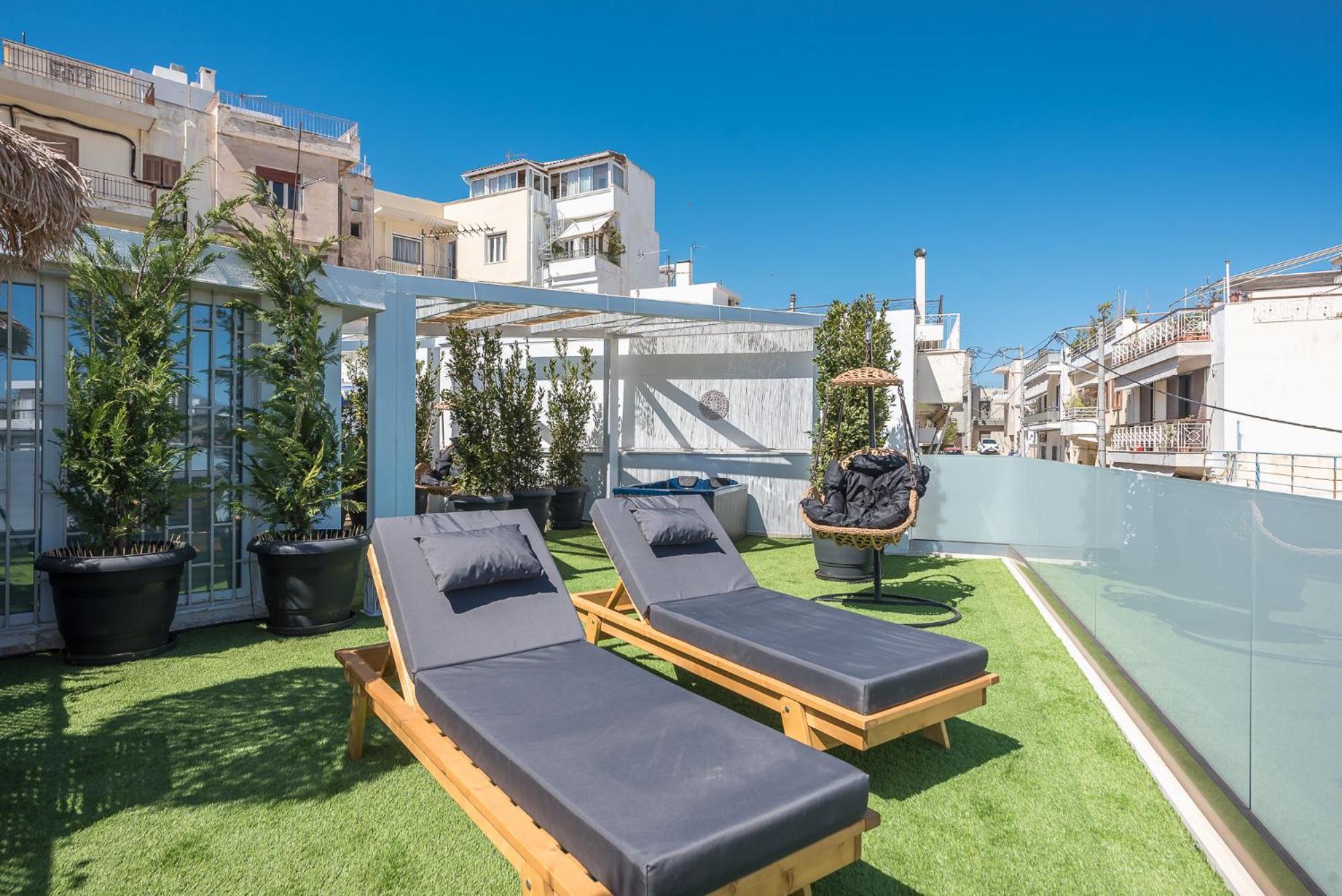 Sea Breeze With Jacuzzi Apartment *
