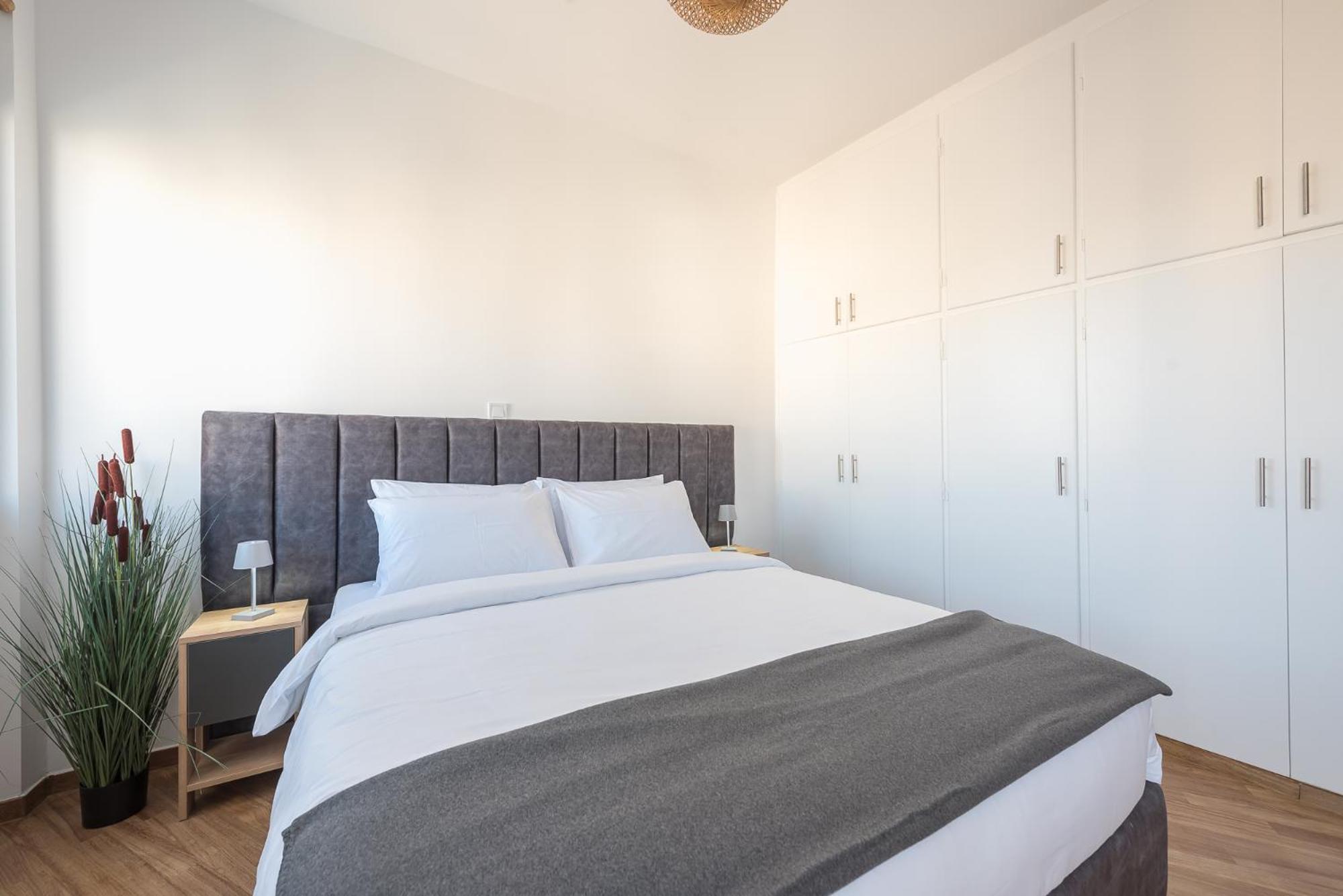 Sea Breeze With Jacuzzi Apartment