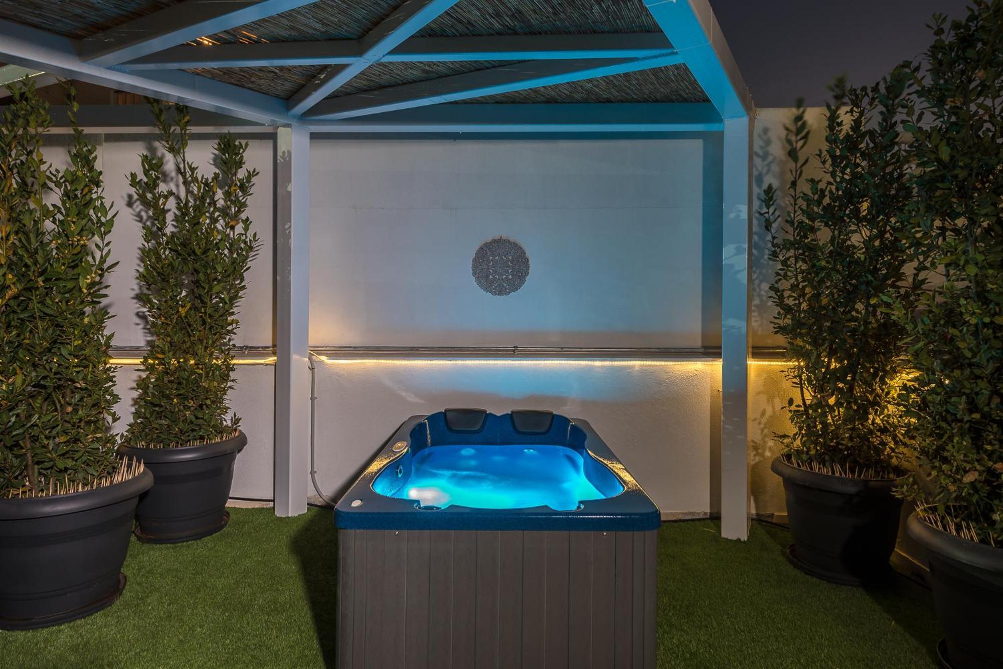 Apartment Sea Breeze With Jacuzzi *