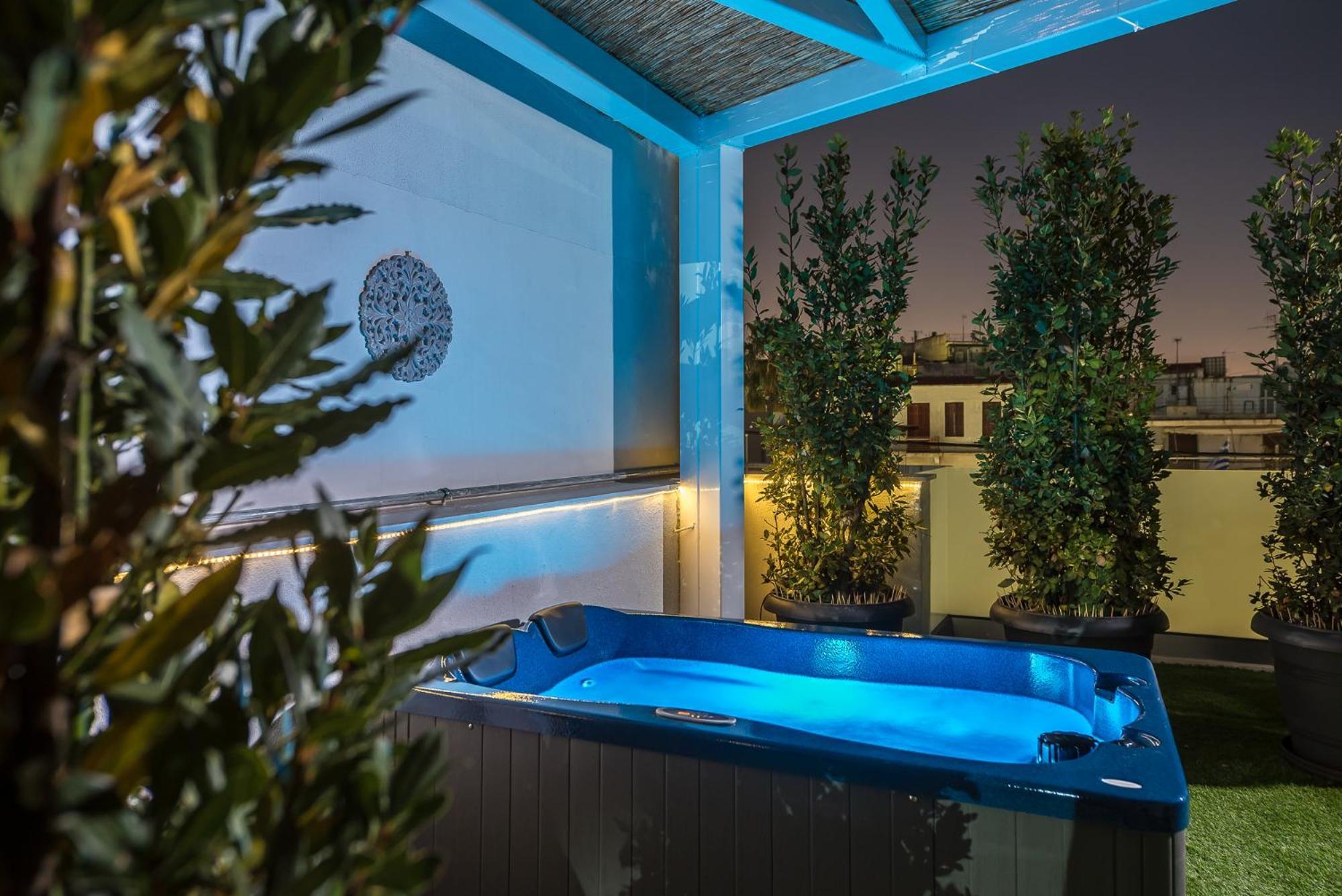 Apartment Sea Breeze With Jacuzzi