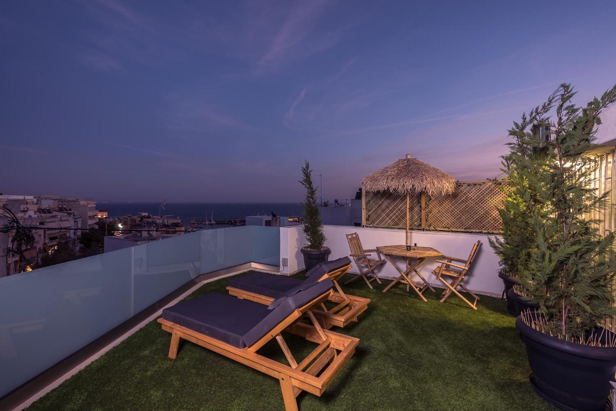 Sea Breeze With Jacuzzi Apartment *