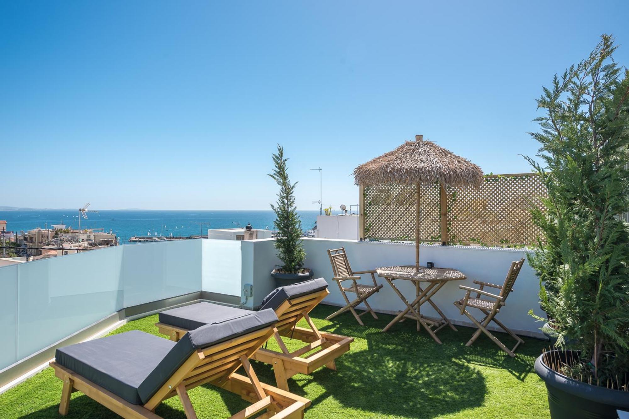 Sea Breeze With Jacuzzi Apartment *