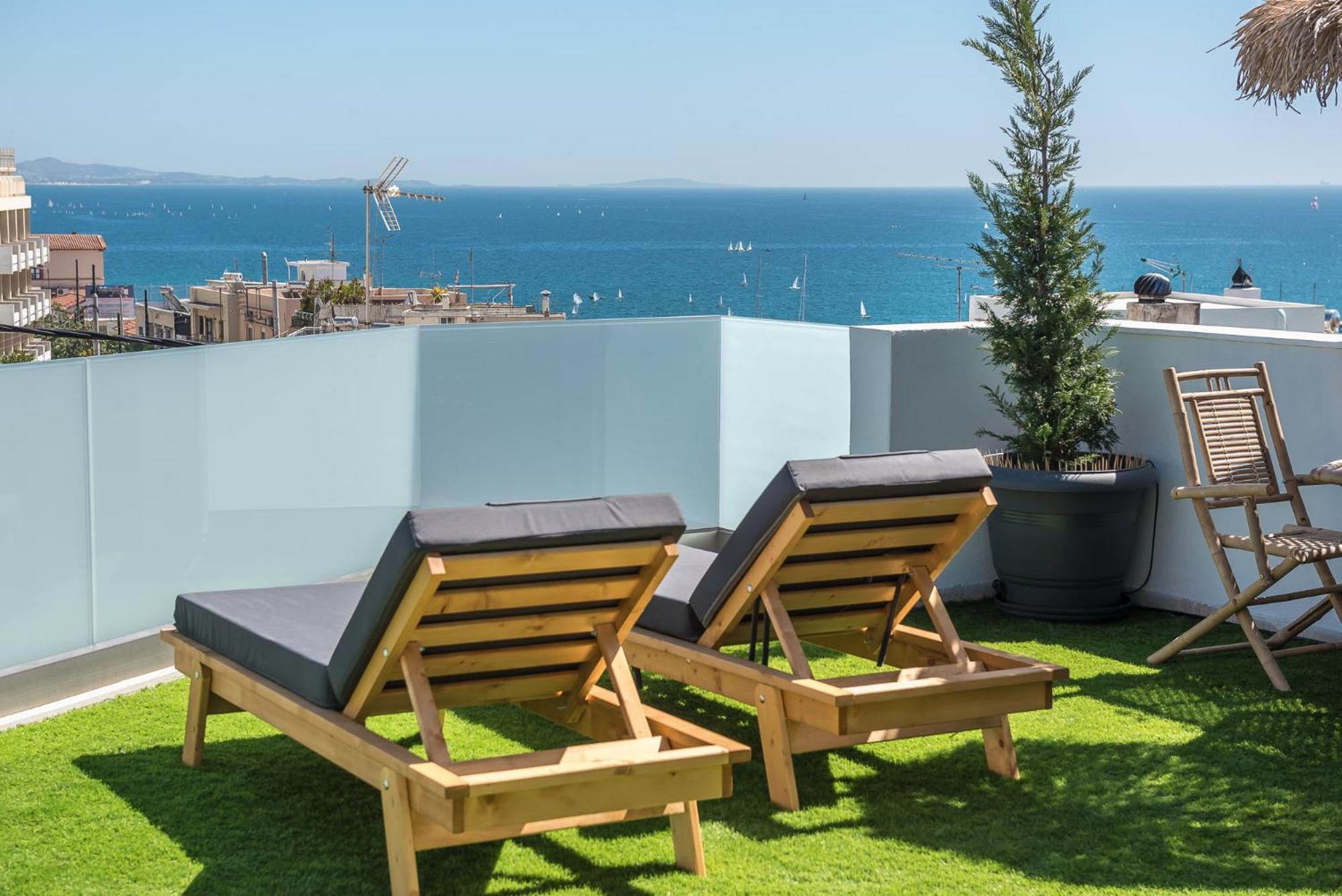 Sea Breeze With Jacuzzi Apartment *
